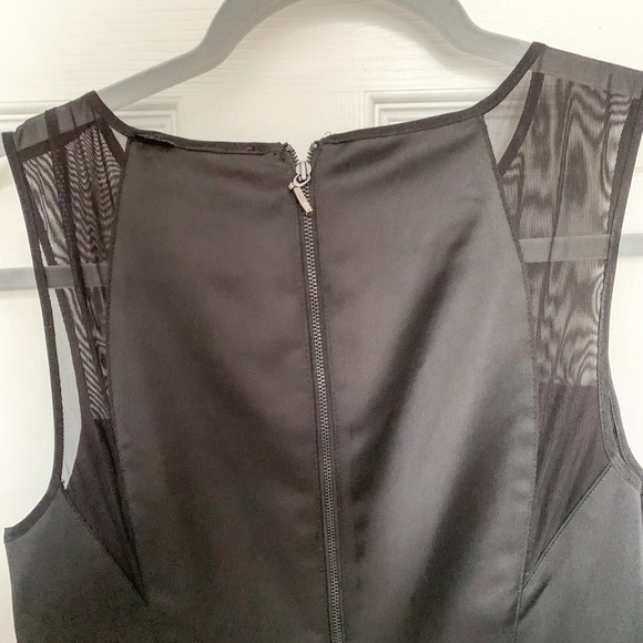 Black slim fit dress from Forever 21. Size large. - Picture 4 of 4